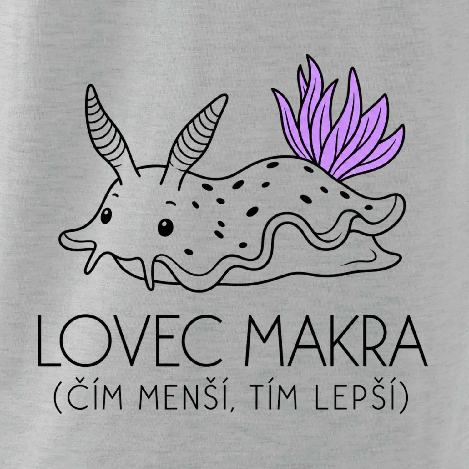 Lovec makra nahožábrý mořský plž s fialovými žábrami