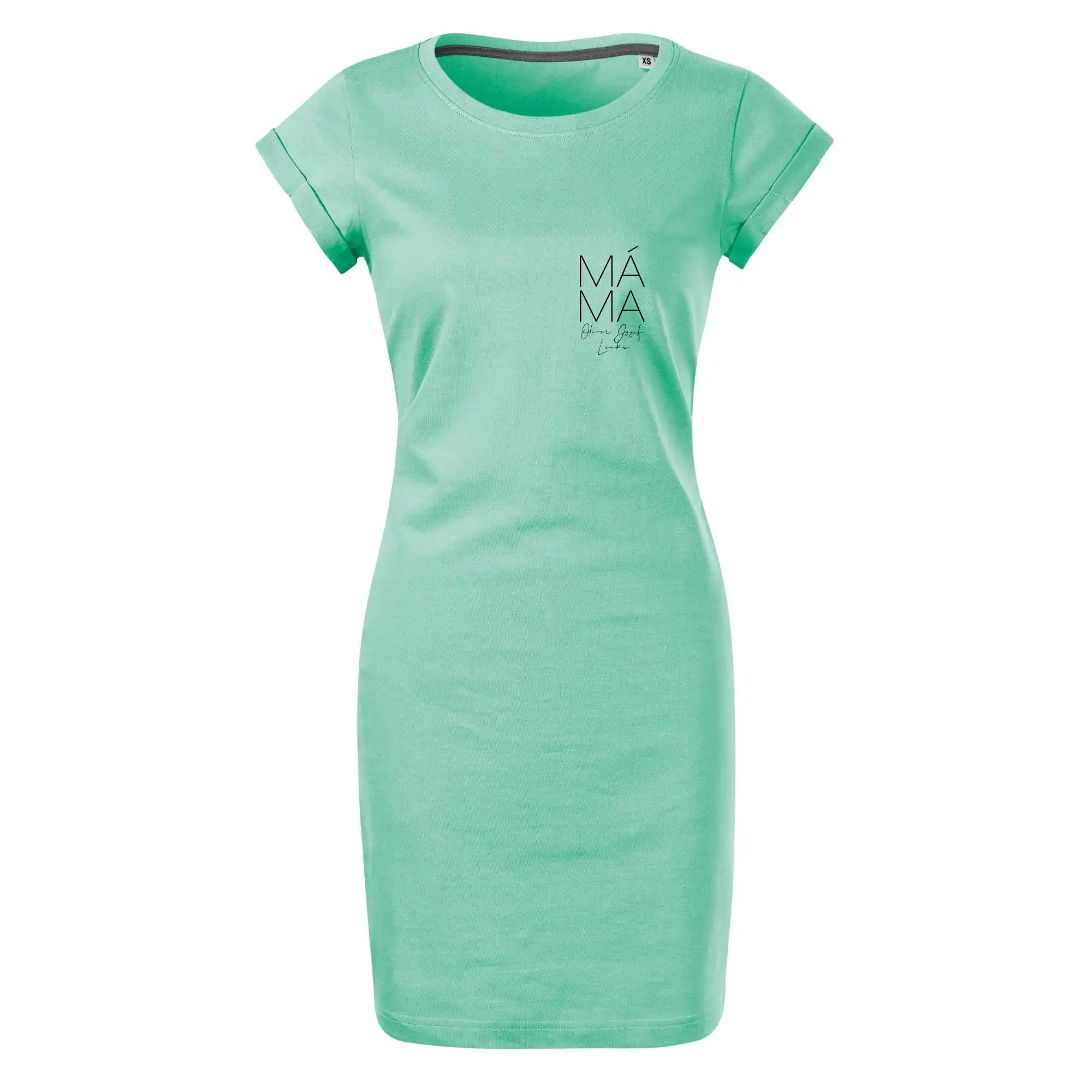 Nápis máma  na prsu se jmény dětí