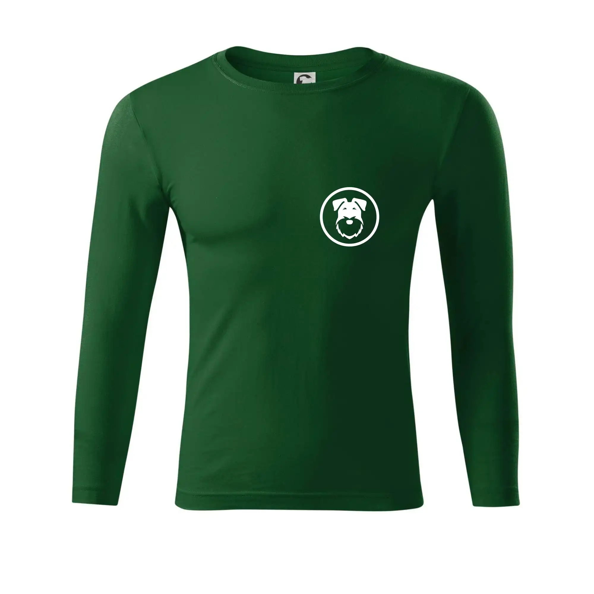 Knírač v kolečku na prsu